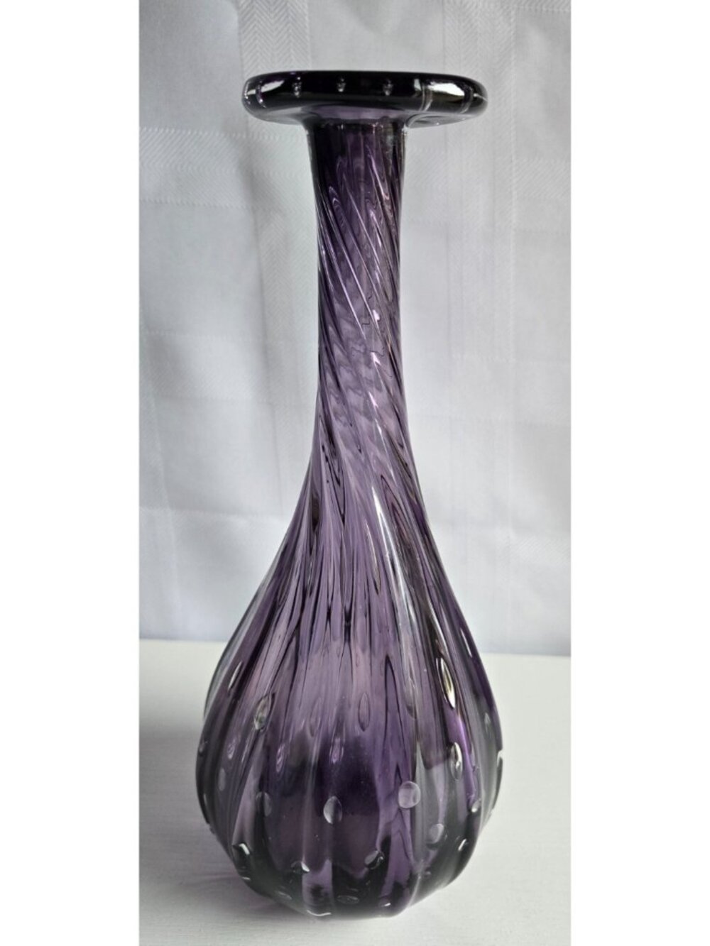 VTG Murano Italy Blown Glass Amethyst Vase Swirl & Controlled Bubbles 10.25 inch